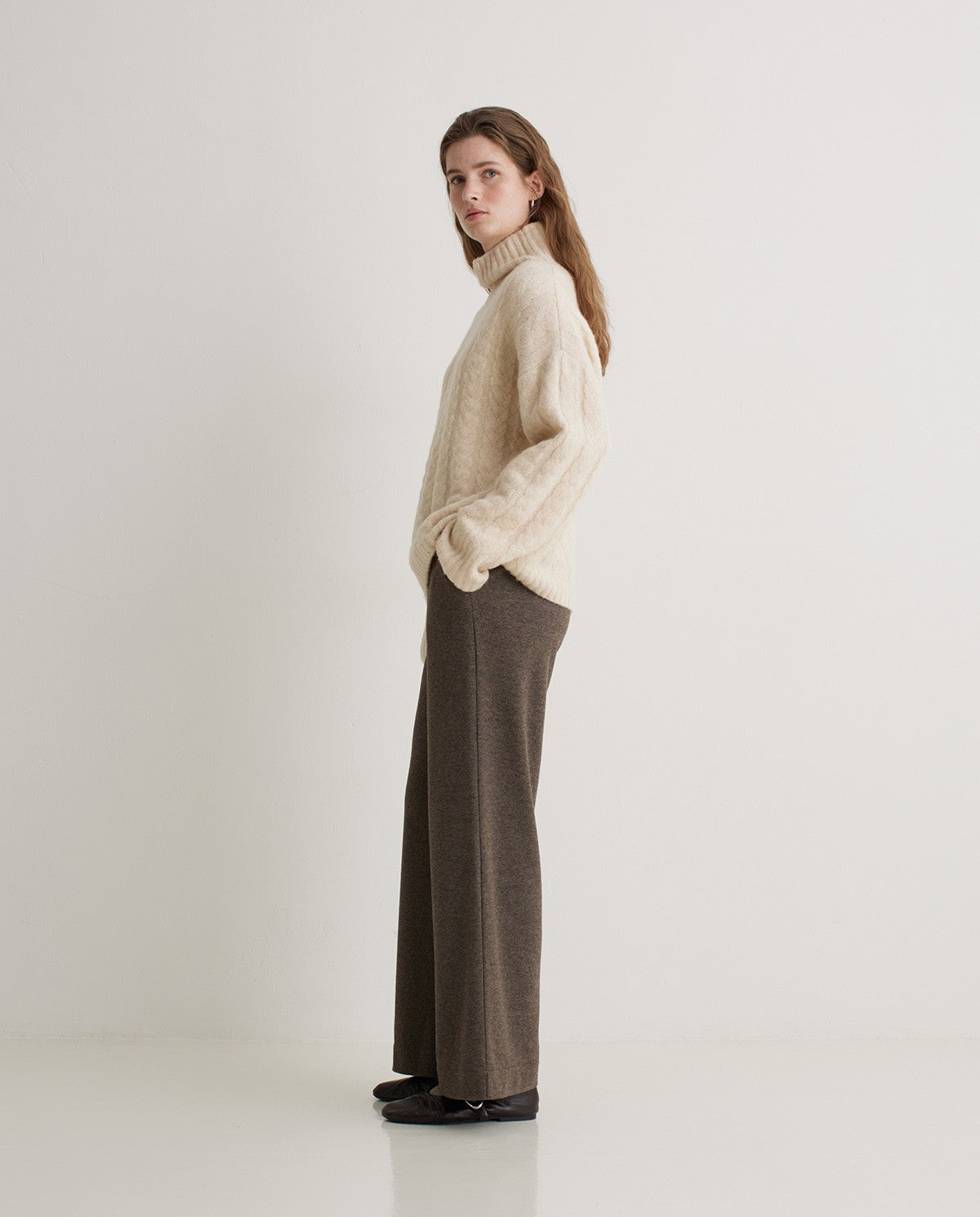 Wide Knit Trousers - Light Brown