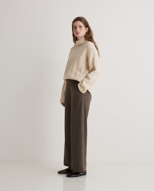 Wide Knit Trousers - Light Brown