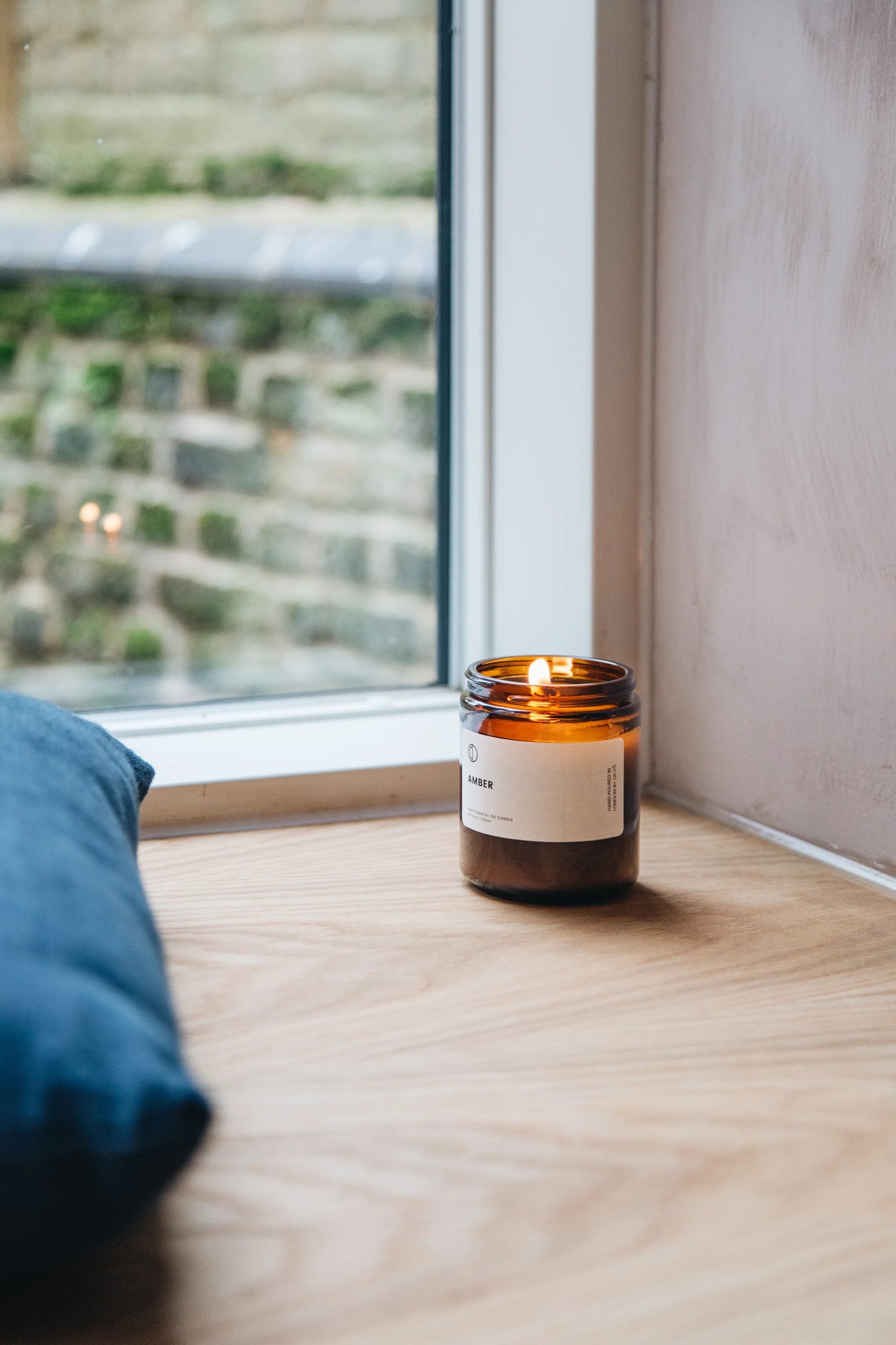 Amber Candle (Lavender + Patchouli + Pine + Cypress + Frankincense)