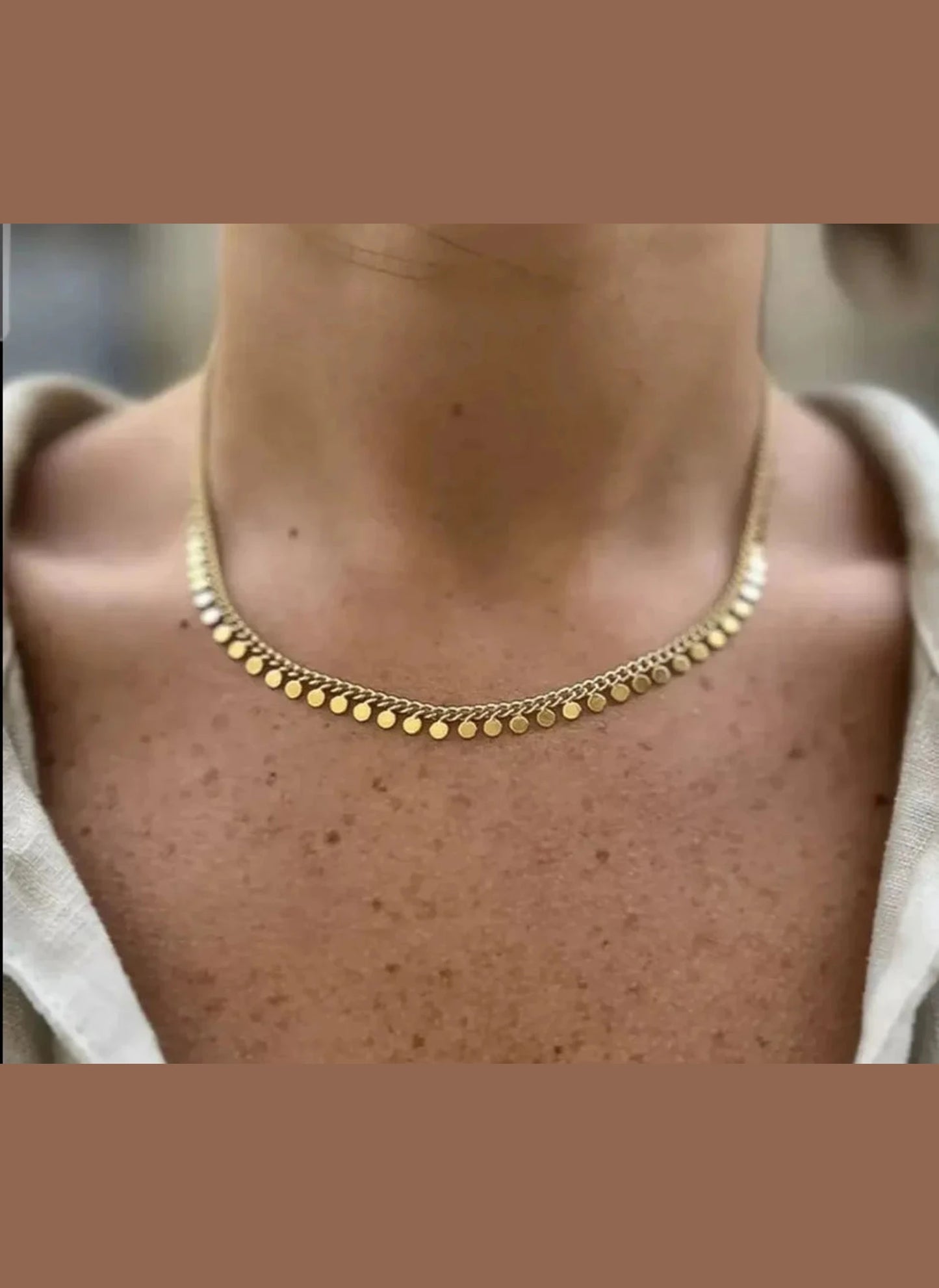 Curb Chain Mini Disc Necklace - Gold