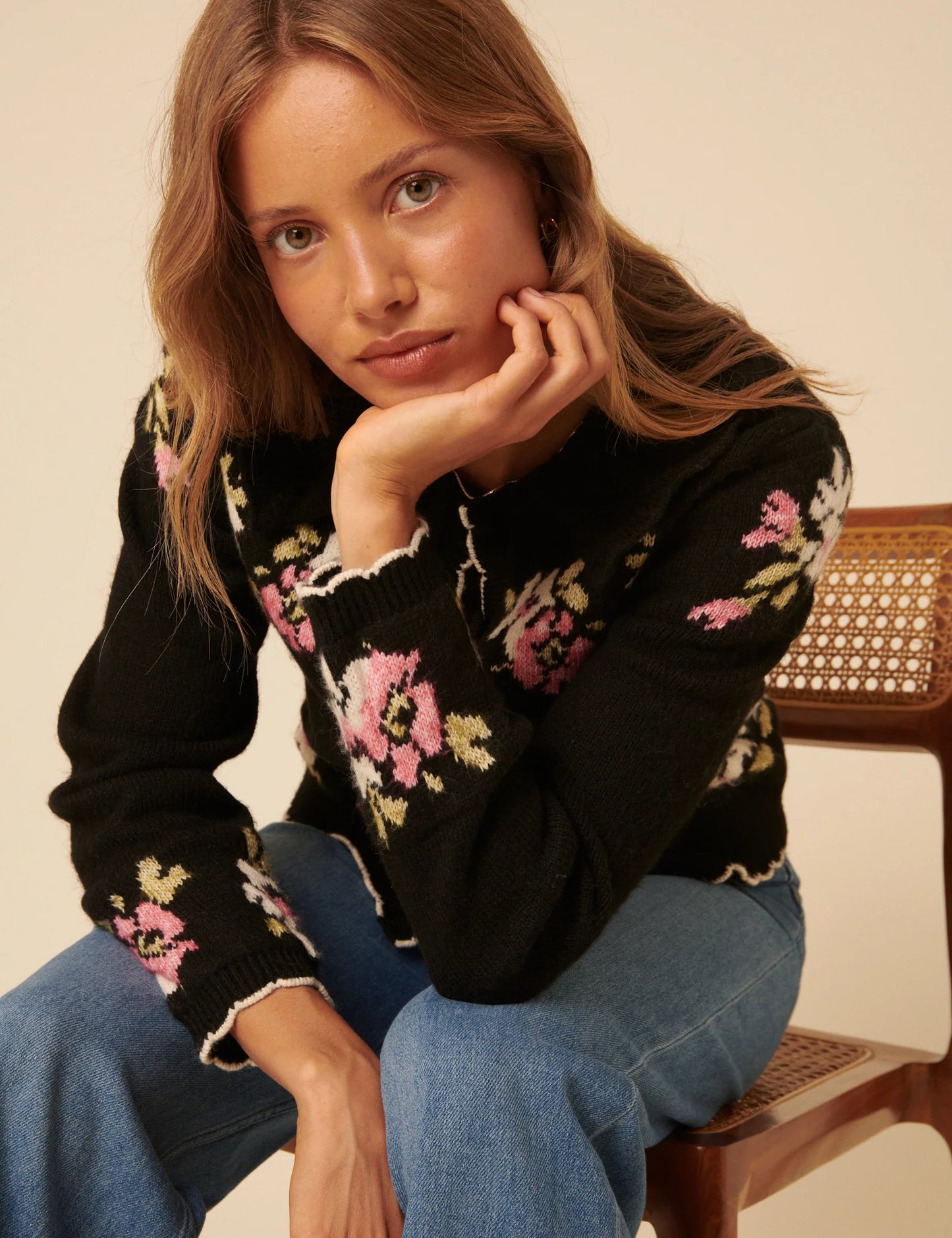 Floral Jaquard Collared Cardigan - Black