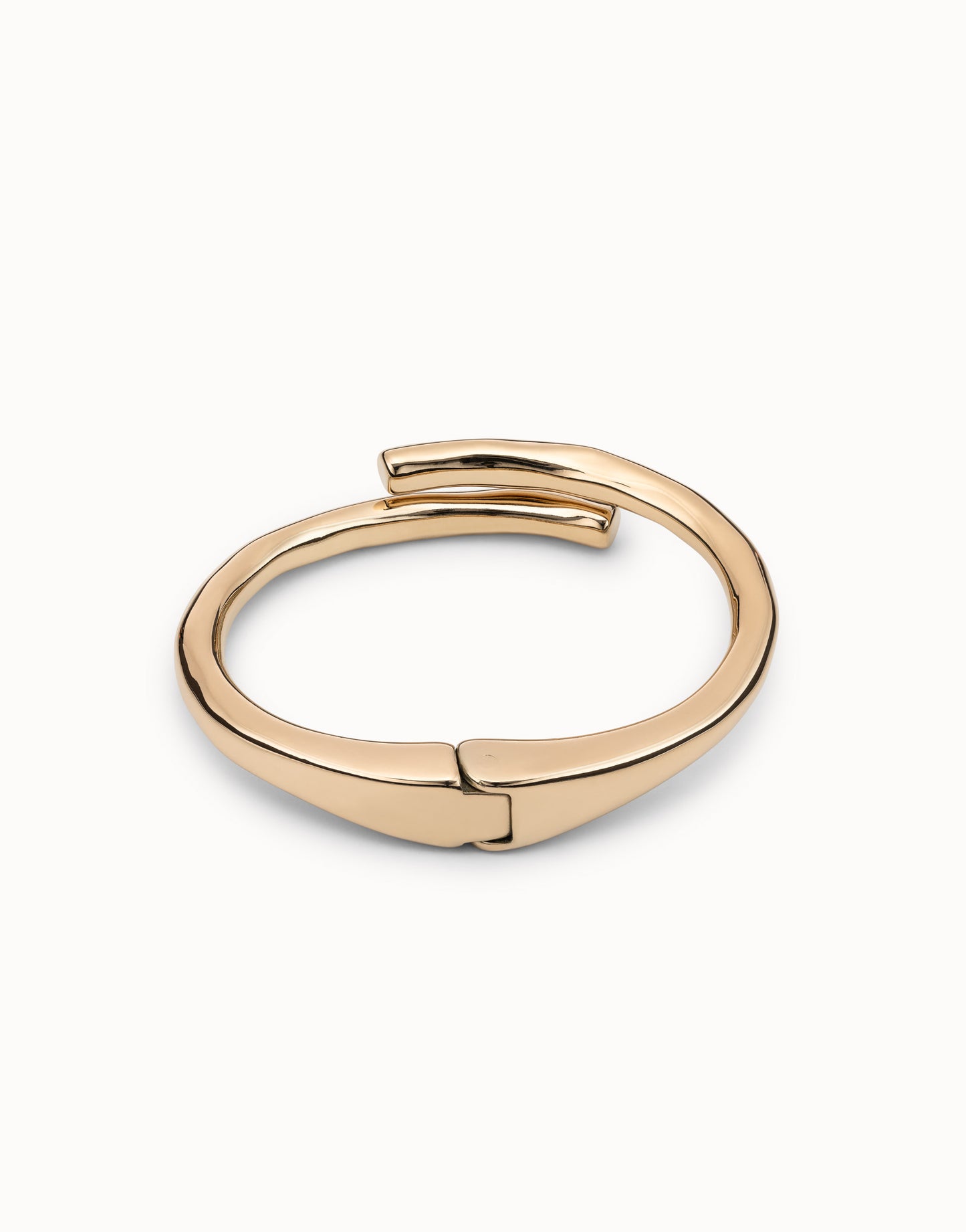Tubular Shaped Bangle Bracelet - Gold