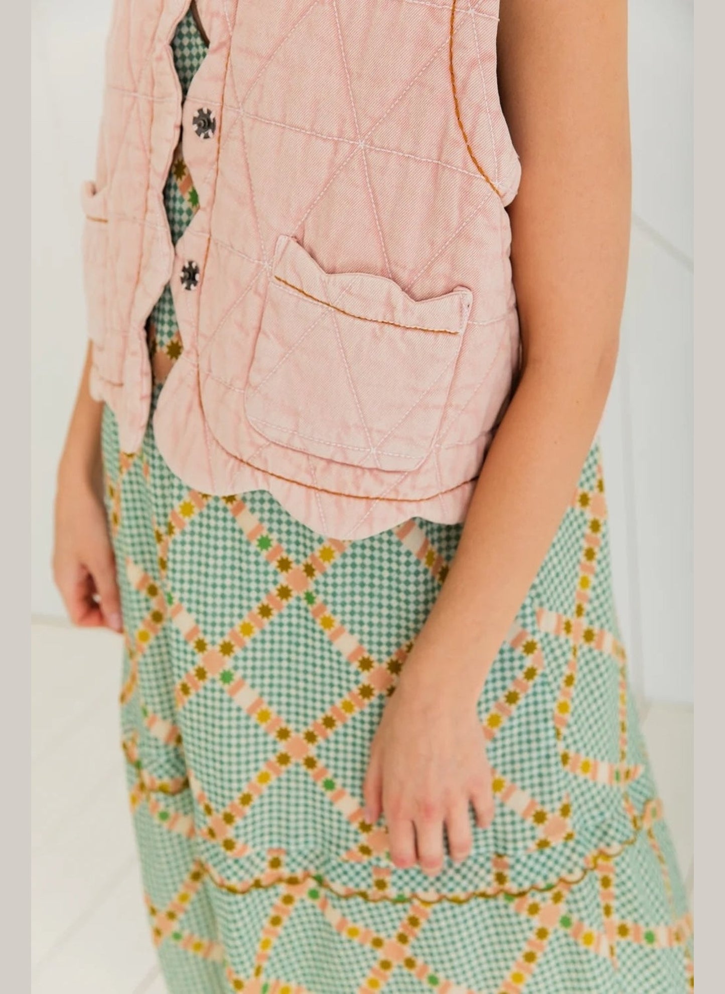 Estelle Gillet - Chalk Pink