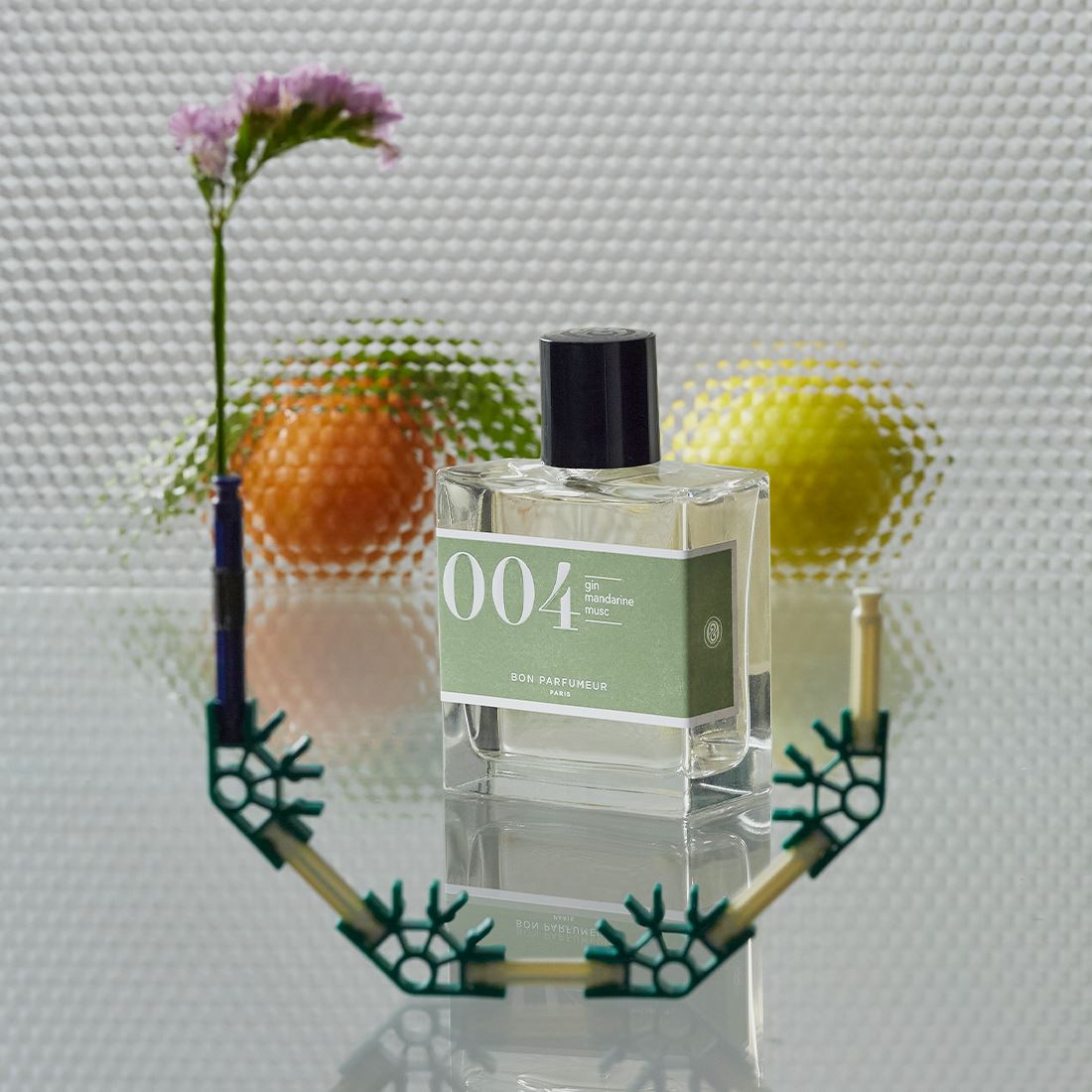 Eau de parfum 004: gin, mandarin, musk