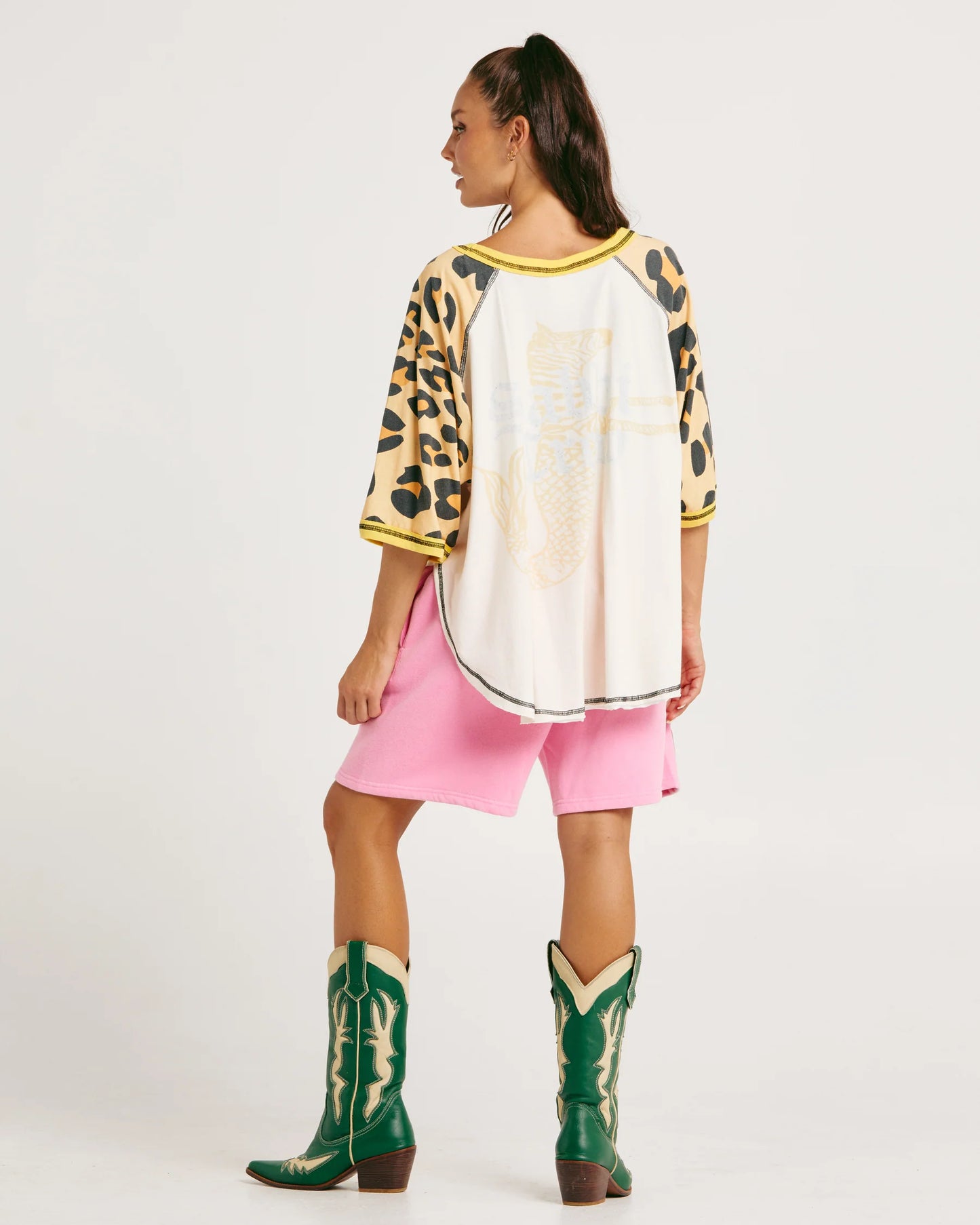 The 67 Raglan Tee - Leopard