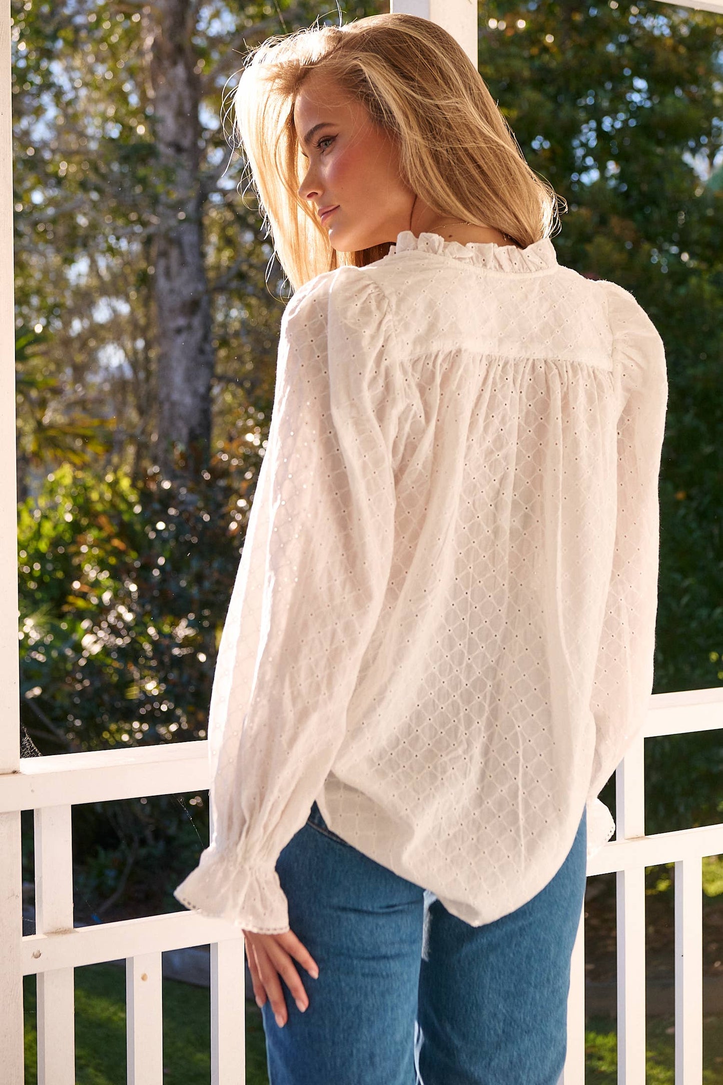 EMBROIDERED WHITE TATIANA BLOUSE