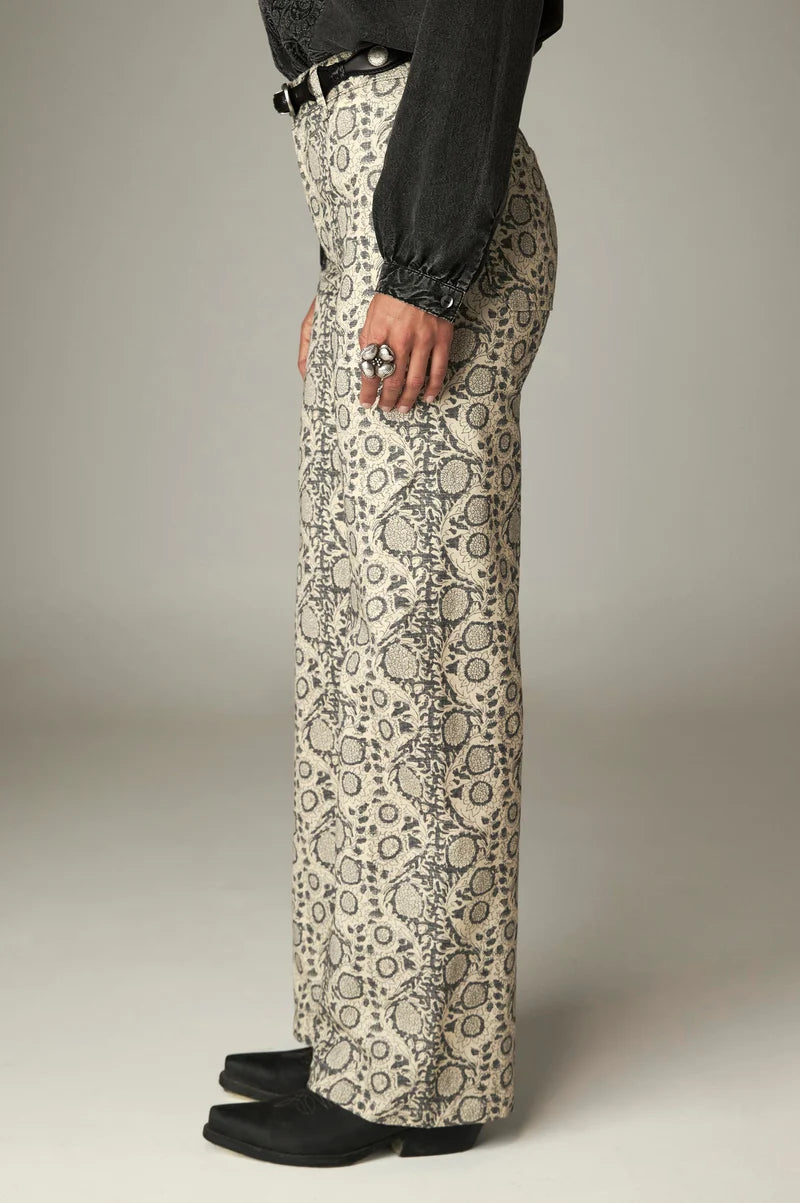 Arlo Pant