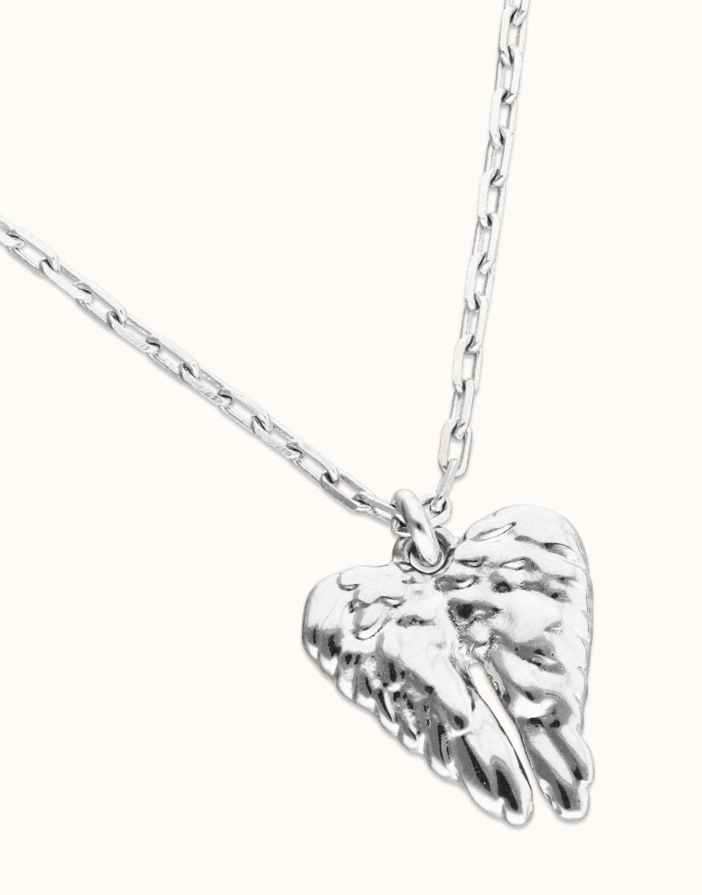 Short Necklace With Wing Detail - Silver