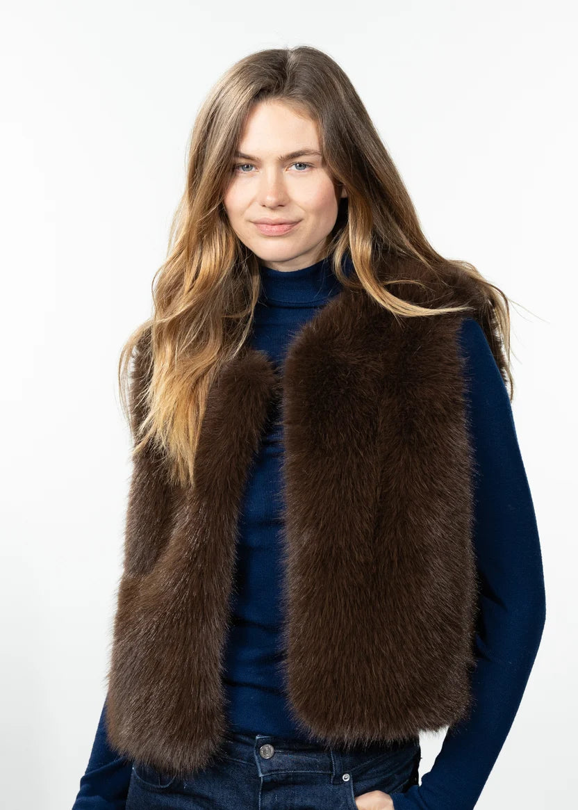 Annaliese Gilet - Dark Brown