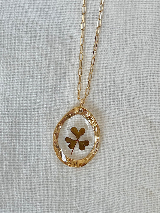 Toinette Necklace - Clover