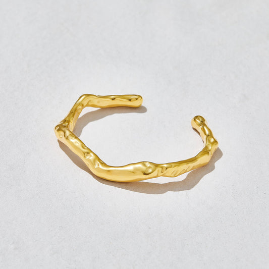 Nazare Wave Gold Bangle