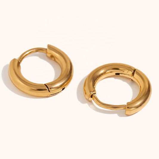 Classic Hoop Earrings - Gold - 2 Sizes