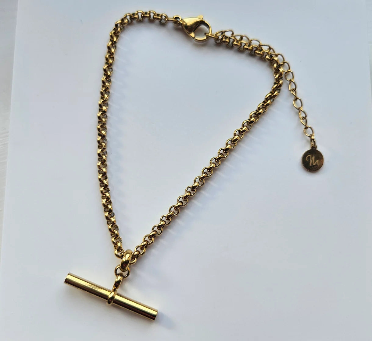 Gold T Bar Pendant Bracelet