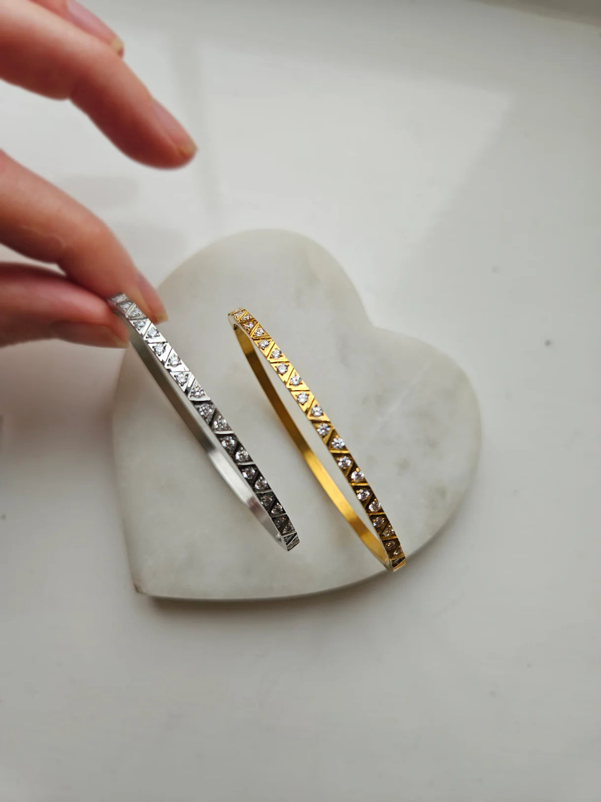 Luxe Zig Zag CZ Bracelet Bangle - Silver